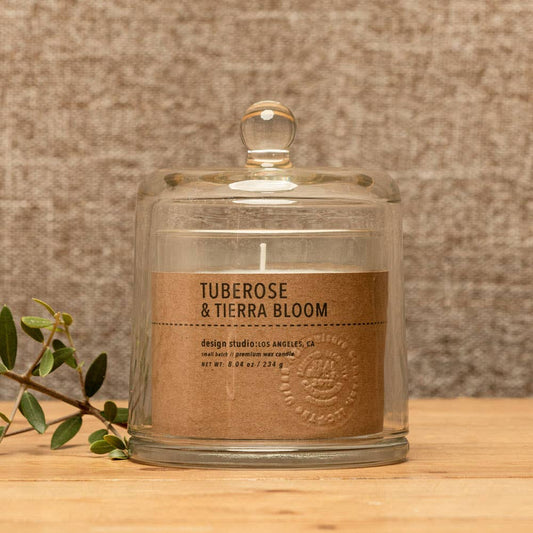 8.04 oz Tuberose & Tierra Bloom Scented Candle